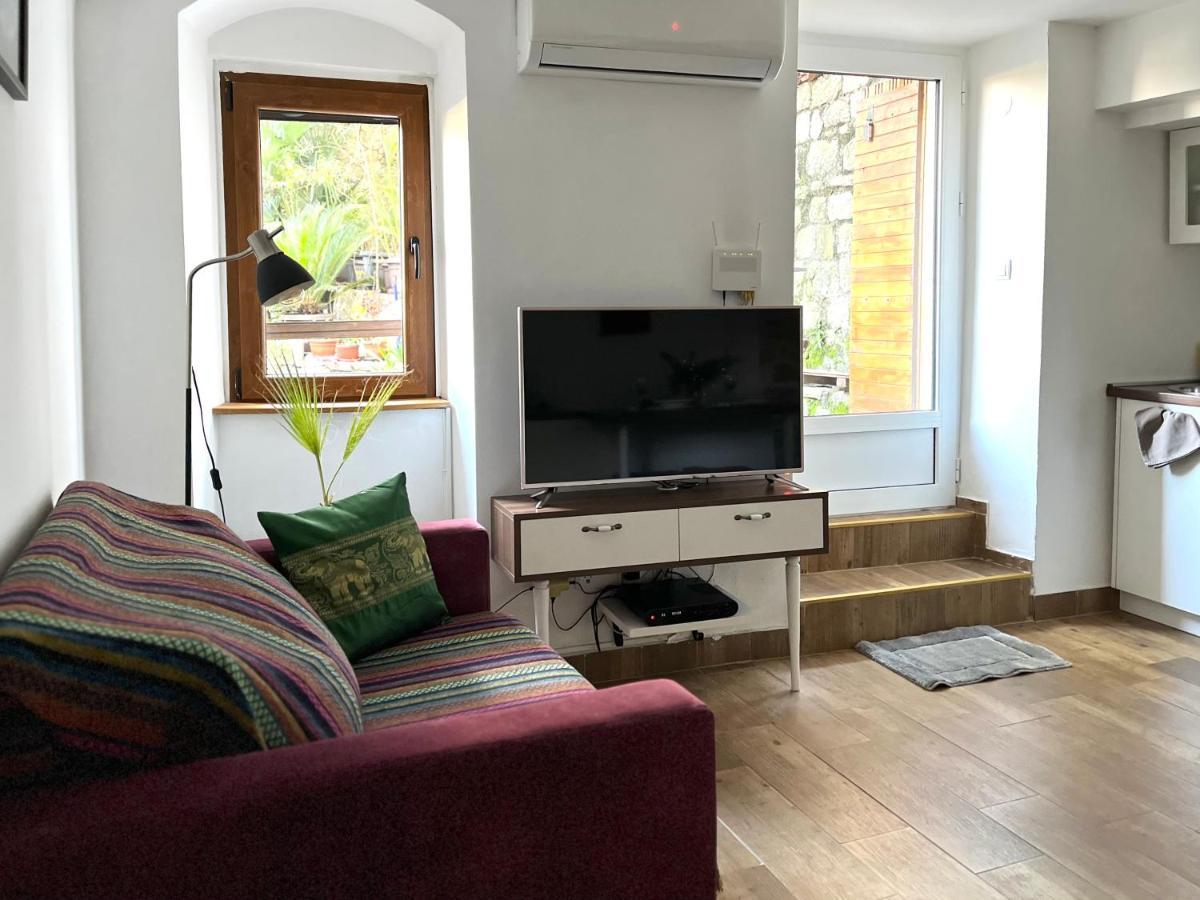 Healthystudio512 Apartments Kotor Dış mekan fotoğraf